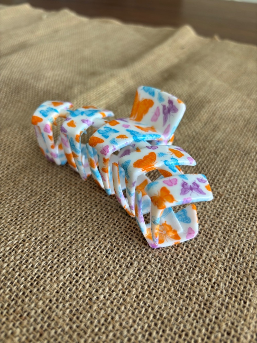Tele toes Butterfly Large Classic Claw Clip - White with Orange, Blue & Purple